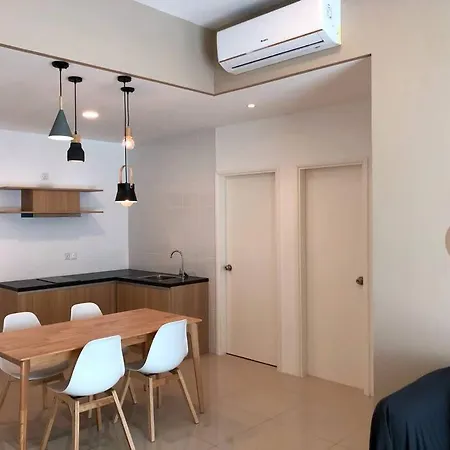 Cosy Suite Arihomestay 2Br1Bth Kuching Exterior photo